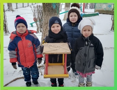Покормите птиц зимой Покормите птиц зимой.